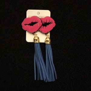 Pink lipstick kiss Earrings NWT